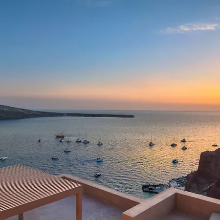 Old Castle Oia